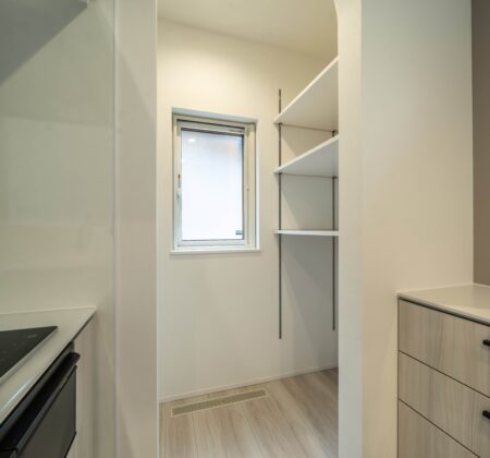 造作カウンター・棚84